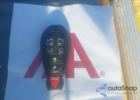 2015 Chrysler Town & Country Touring z USA, uszkodzony, nr VIN 2C4RC1BG1FR699605